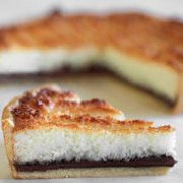 COCONUT AND NOCCIOLATA TART malta